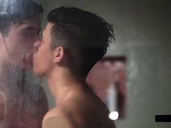 Starts In The Shower Gay Porn Videos