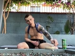 Public Outdoor Smoking Masturbation Bisexual Big Dick Muscle Stud Daddy Smoking Hot Guy Jerking Off